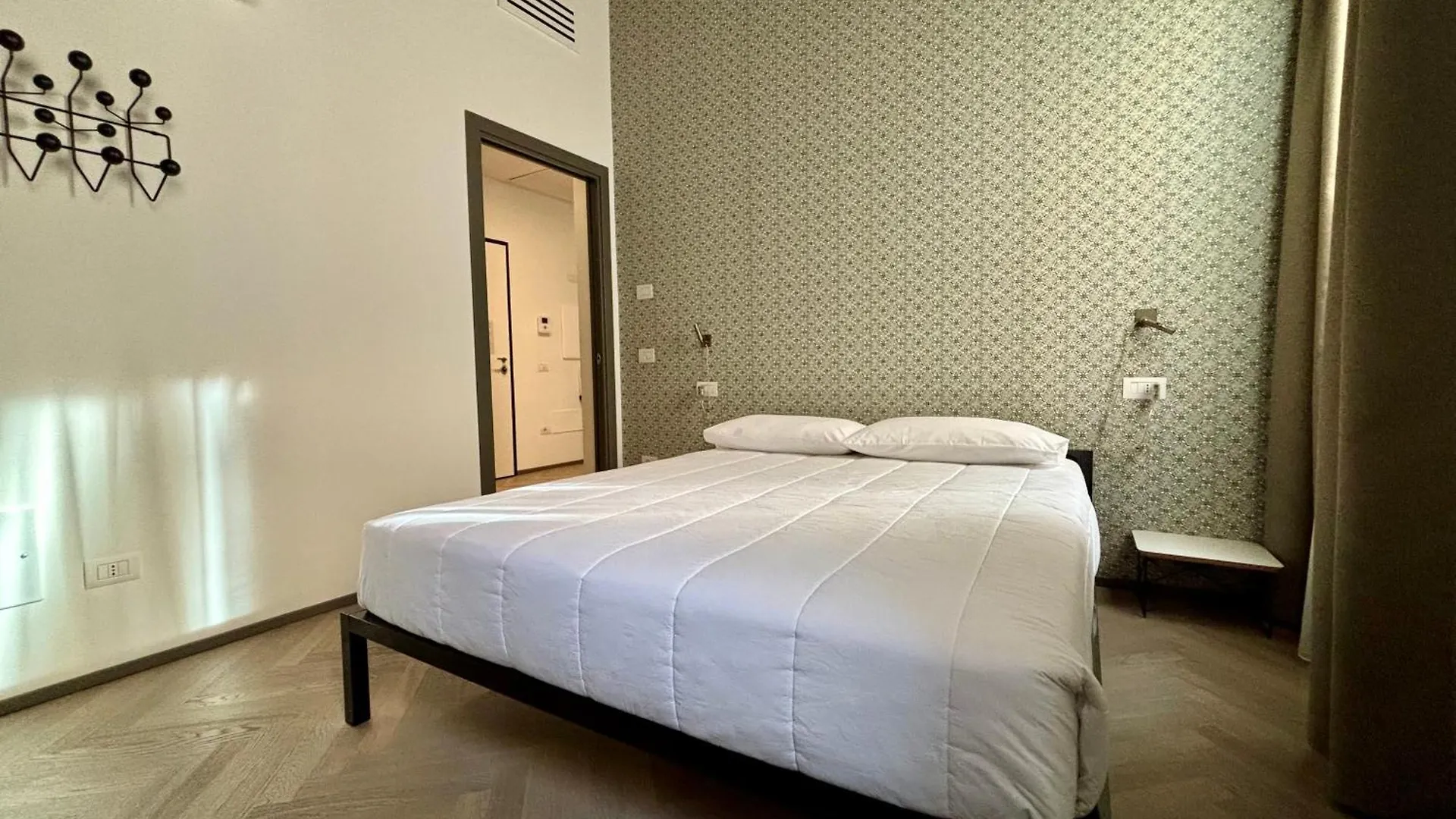 Saragozza Suite 3 Intero Appartamento In Centro Storico Wifi E Parcheggio Gratuito Modena