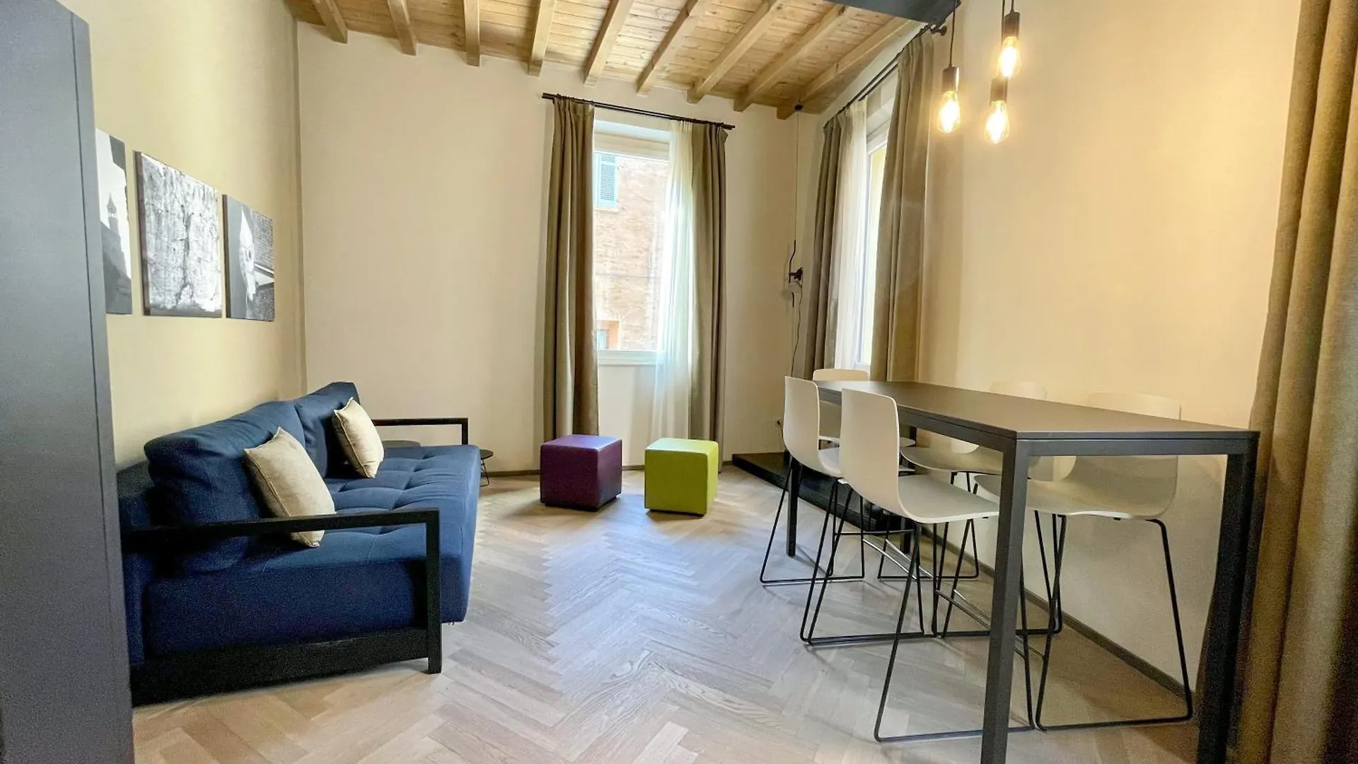 Saragozza Suite 3 Intero Appartamento In Centro Storico Wifi E Parcheggio Gratuito Modena Italia